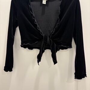LORD & TAYLOR Black Velvet Shrug; Size: Small